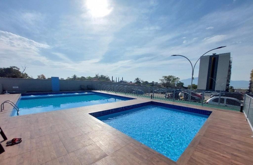 Apartamento Na Palhoca, Com Vista Para O Mar, Proximo A Mercados, Padarias E Farmacias. מראה חיצוני תמונה